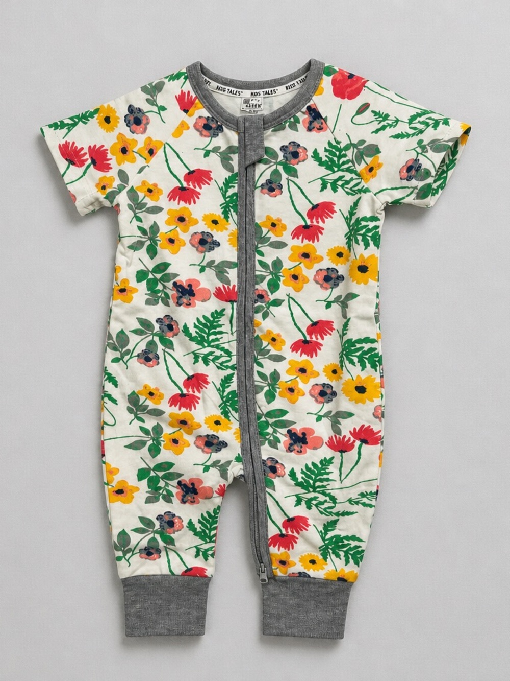 Kids Tales Floral Short-Sleeve Zip One-piece floral NWT size 6-9 months